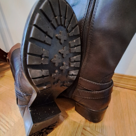 Ladies boots - Picture 5 of 7